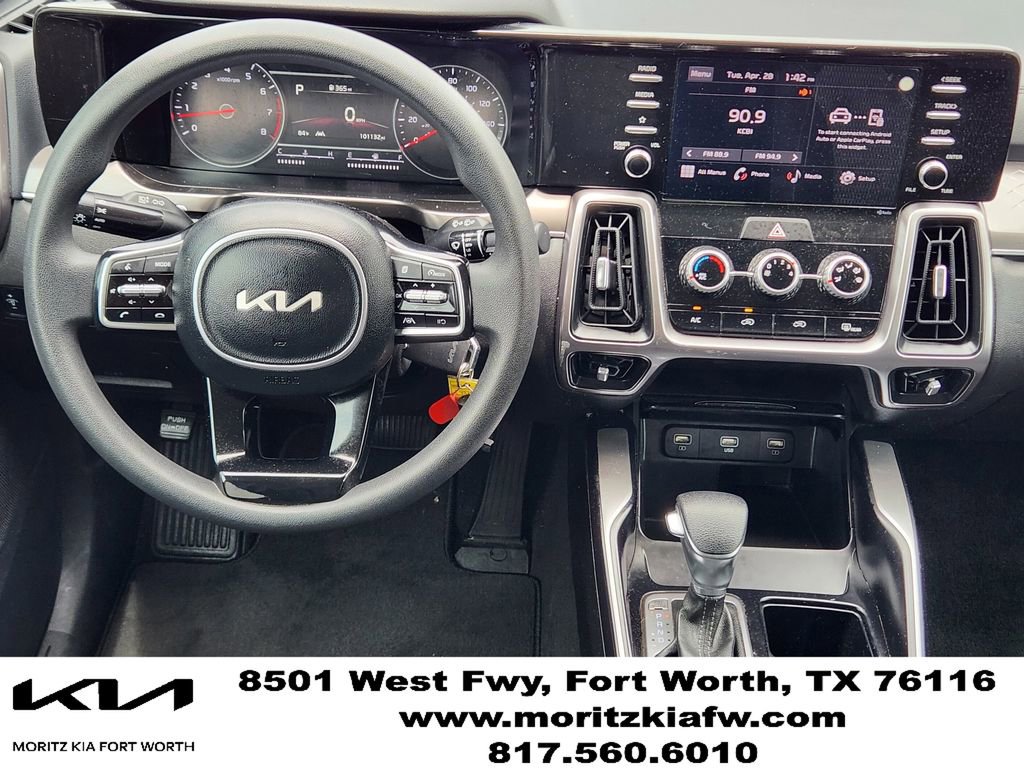 Used 2023 Kia Sorento LX FWD image 25