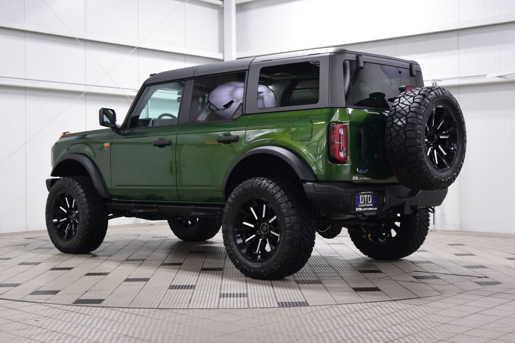 Used 2025 Ford Bronco Badlands AWD/4WD image 6