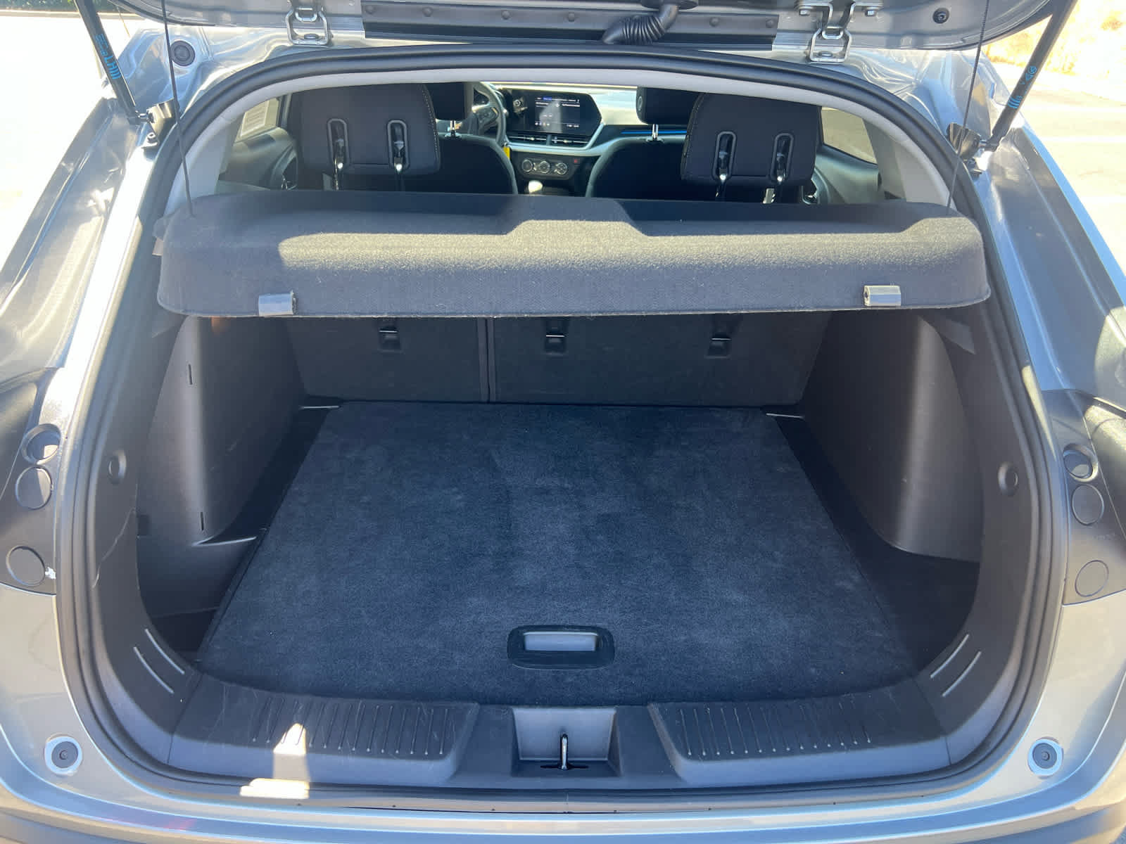 Used 2025 Chevrolet Trax LS w/ Driver Confidence Package FWD image 6