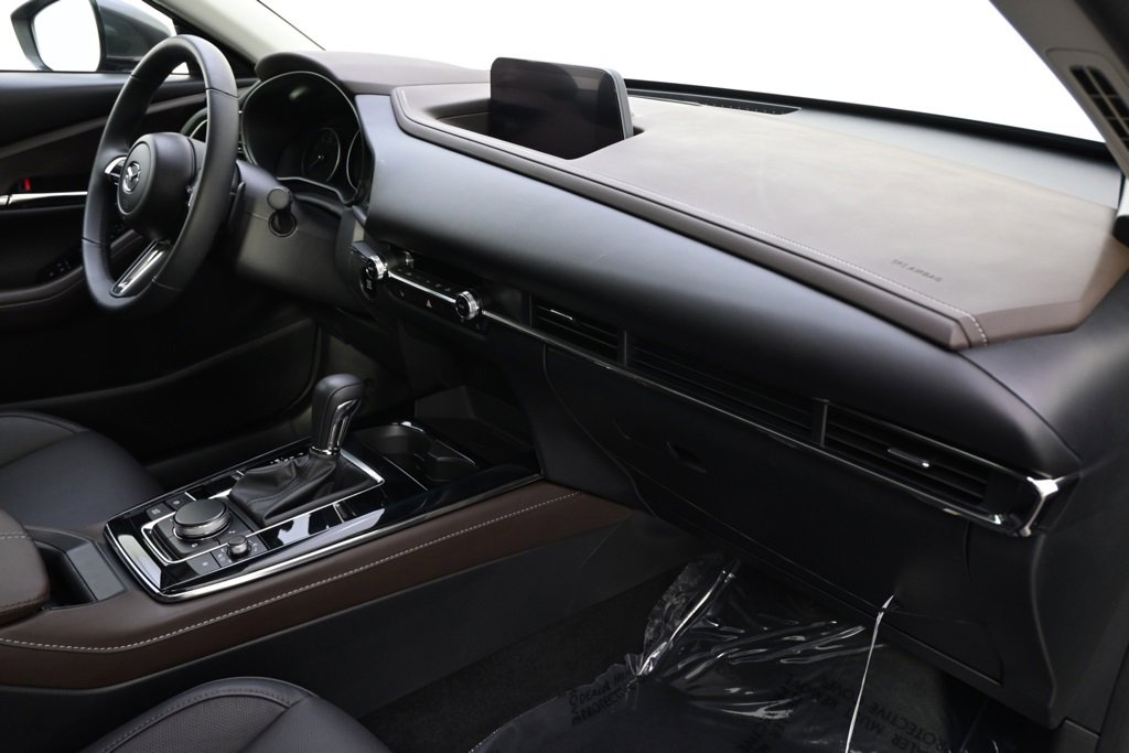 Certified 2025 MAZDA CX-30 AWD 2.5 S w/ Premium Package image 15