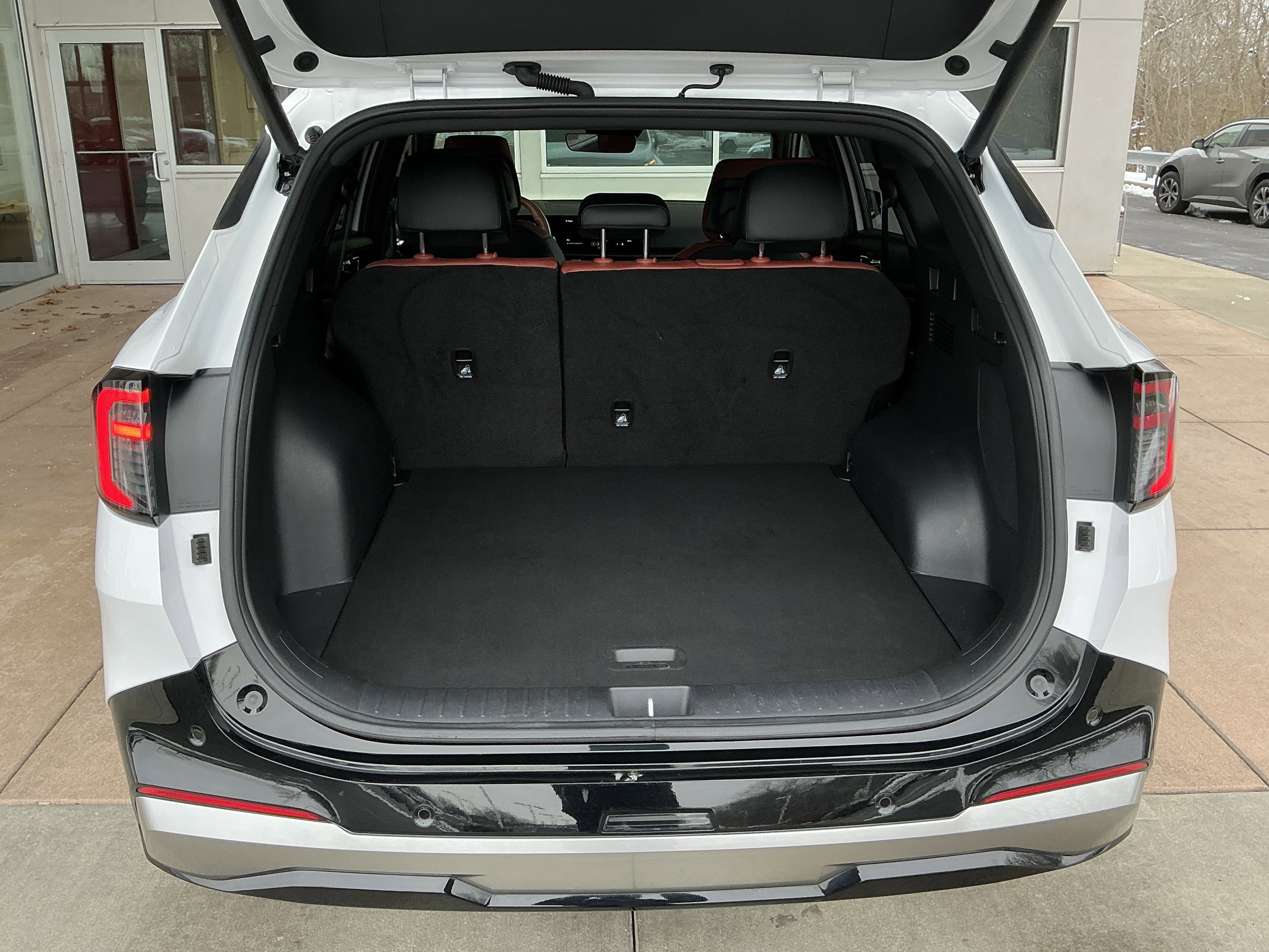 Used 2026 Kia Sportage SX image 24