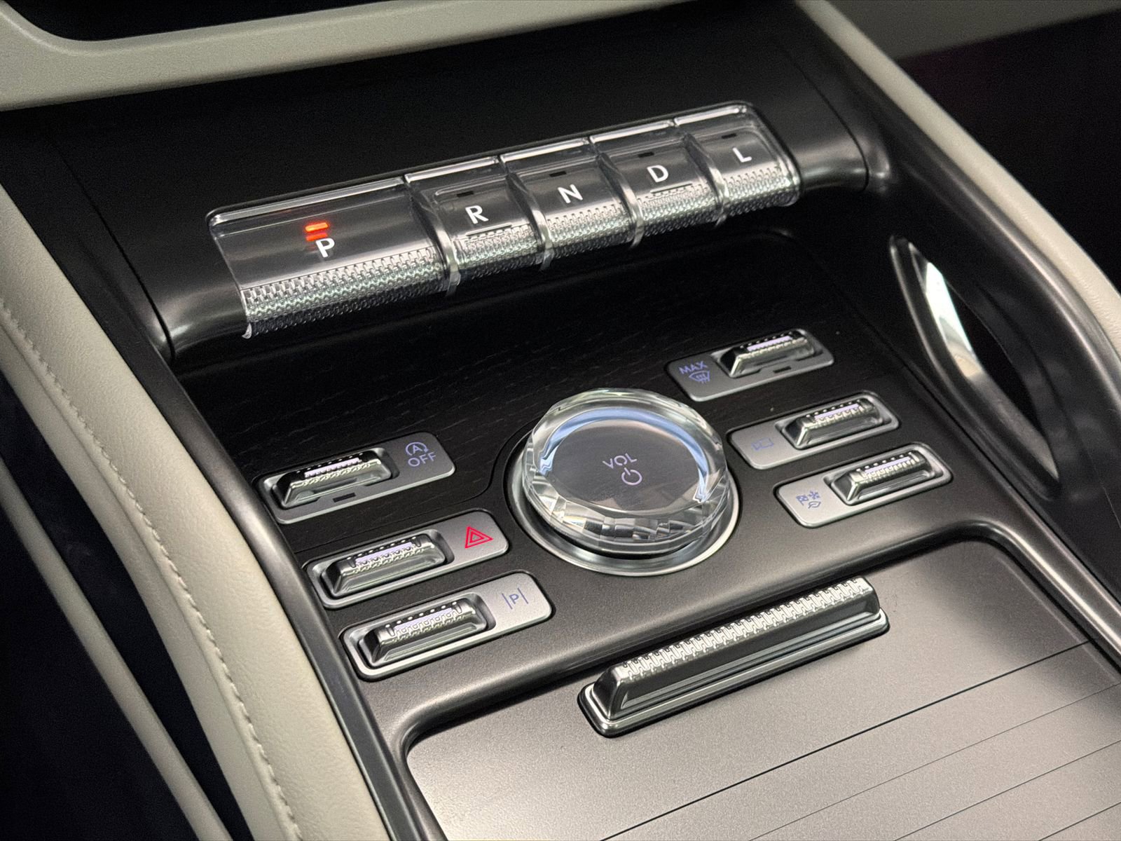 New 2026 Lincoln Nautilus Reserve AWD/4WD image 28