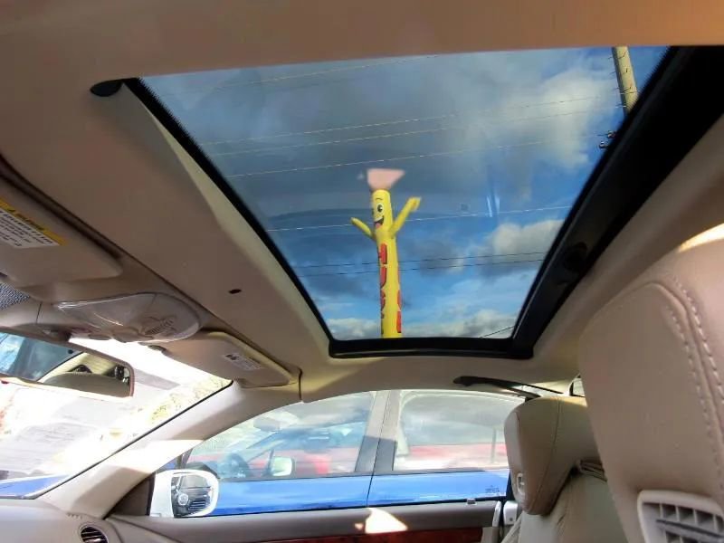 Used 2009 Mercedes-Benz SL 550 image 28