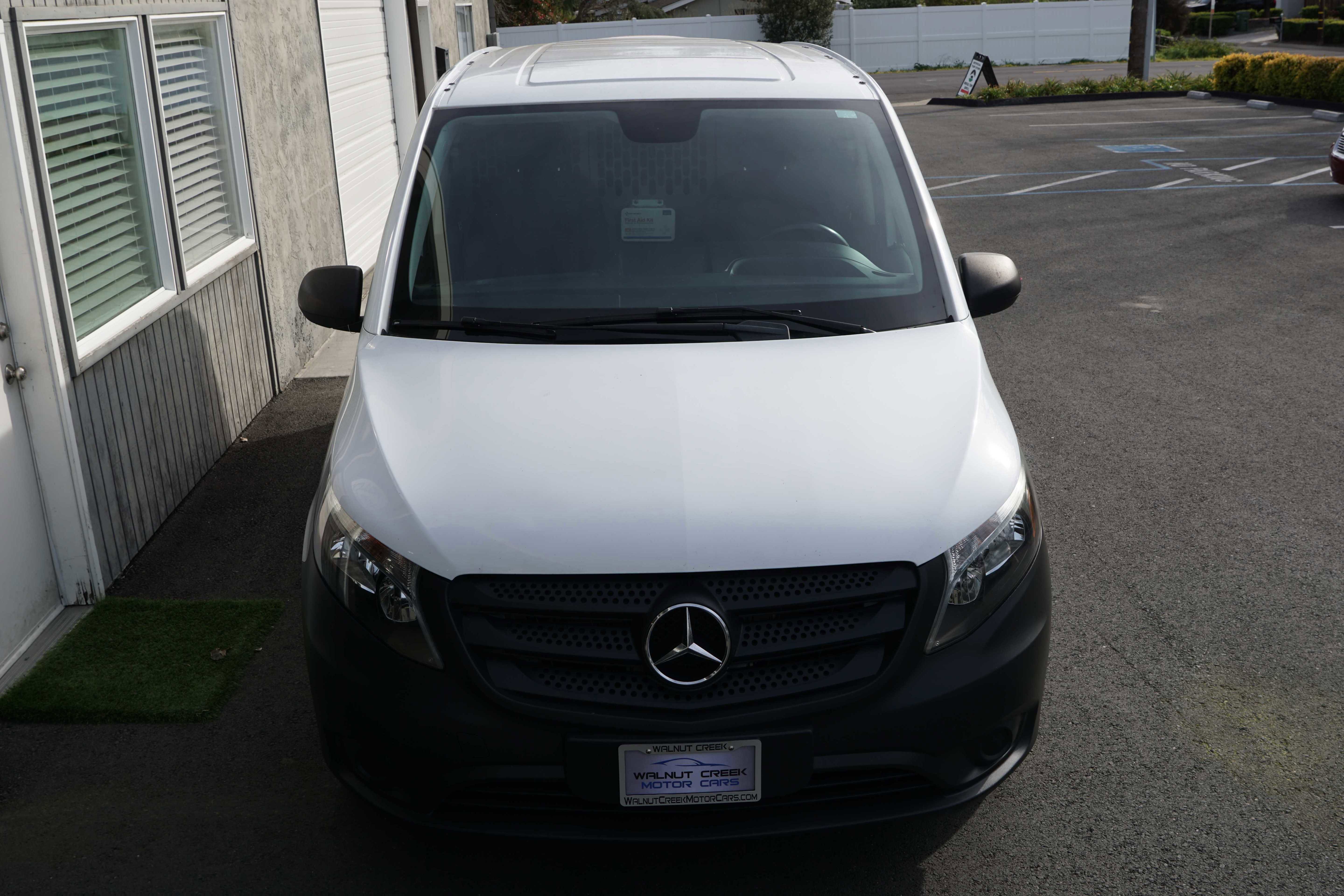 Used 2020 Mercedes-Benz Metris image 5