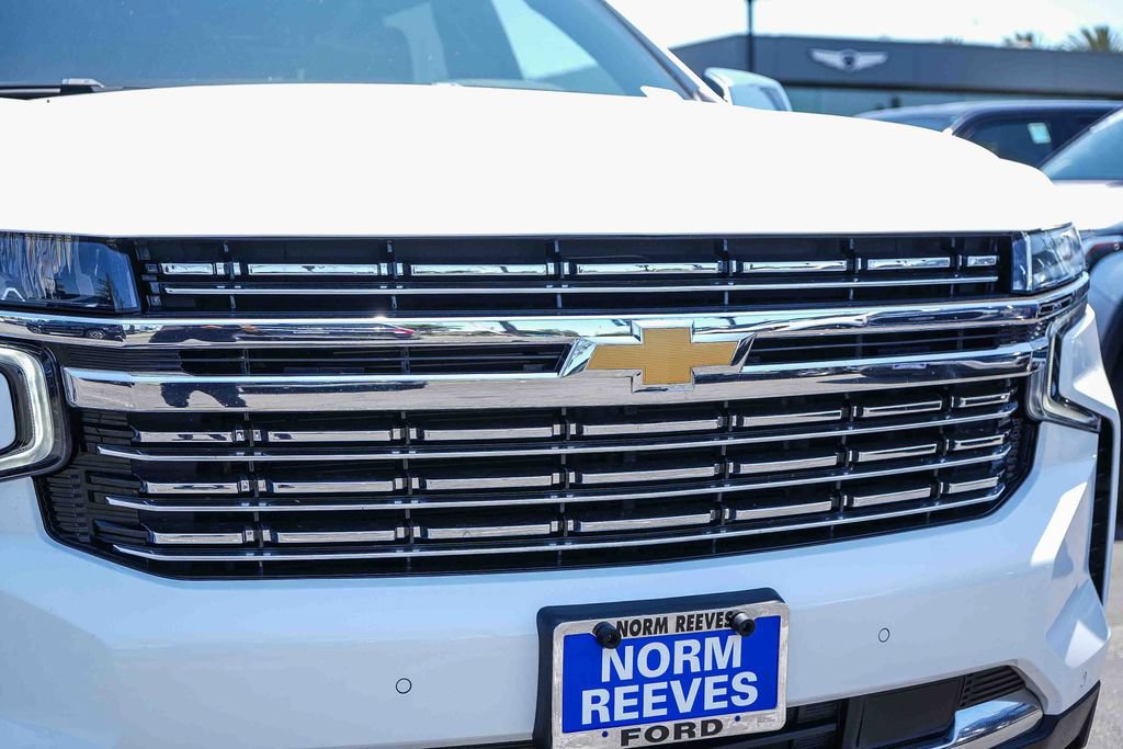 Used 2024 Chevrolet Suburban Premier RWD image 6