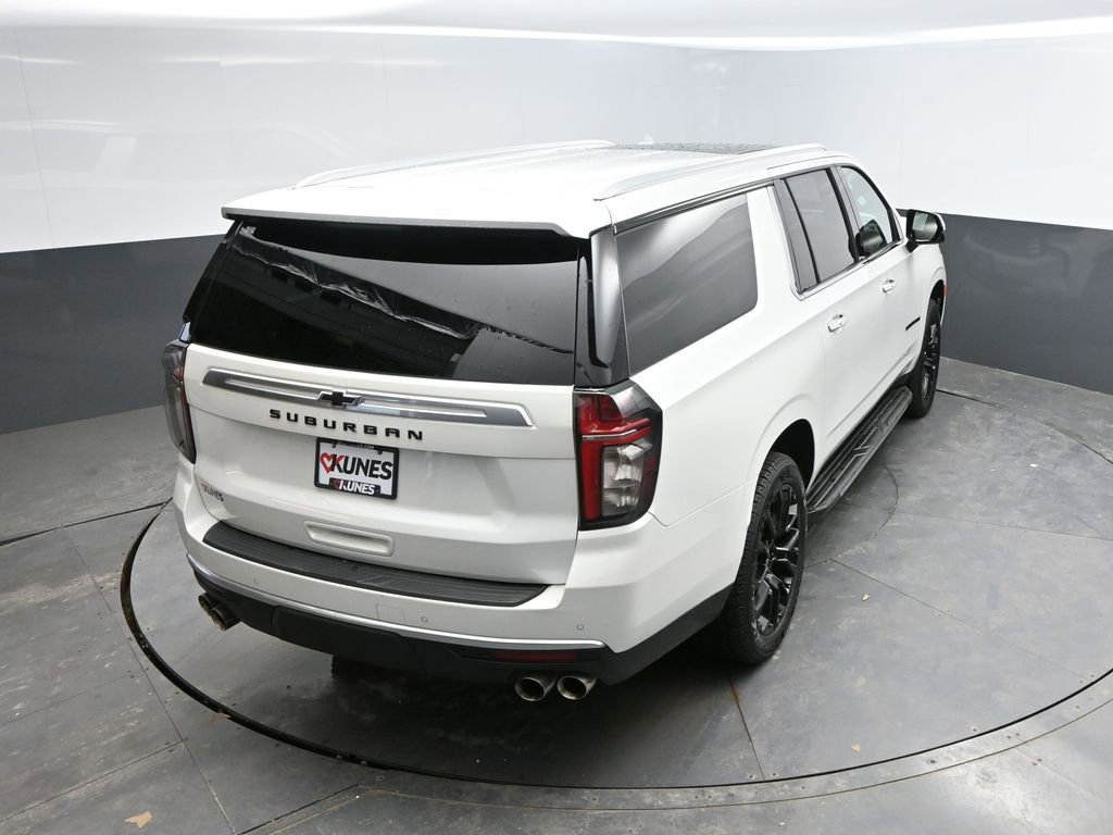 Used 2023 Chevrolet Suburban High Country w/ Max Trailering Package AWD/4WD image 31