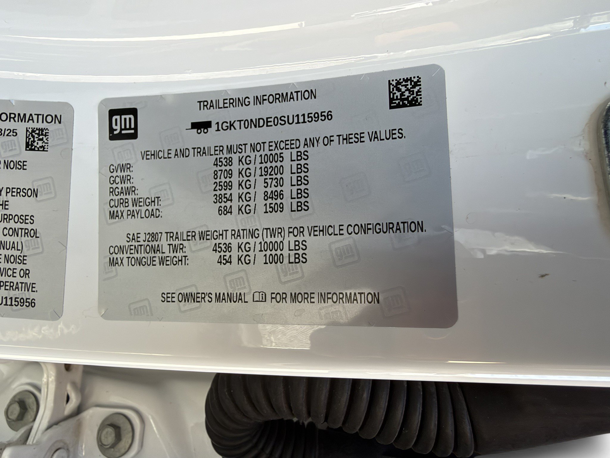 Used 2025 GMC Hummer EV 2X w/ LPO, Dark Essentials Package AWD/4WD image 42