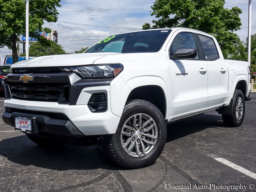 Used 2023 Chevrolet Colorado LT w/ LT Convenience Package AWD/4WD image 2