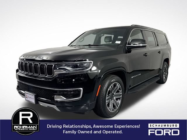 Used 2024 Jeep Wagoneer L Series II w/ Flexible Seating Group AWD/4WD image 2