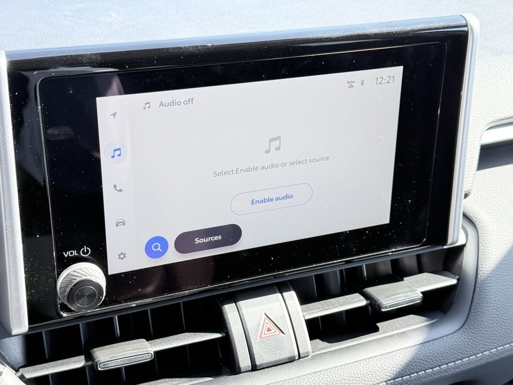 Used 2025 Toyota RAV4 LE image 15