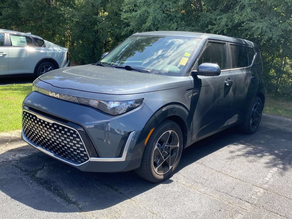Used 2025 Kia Soul EX FWD image 3