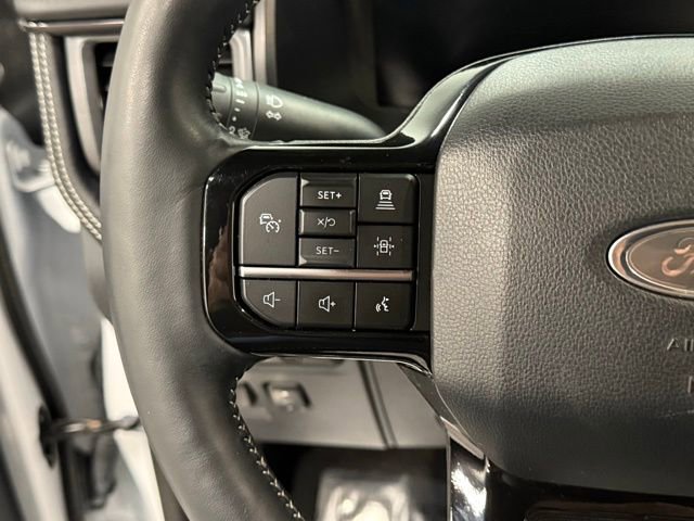 Used 2023 Ford F150 Lightning Platinum image 20