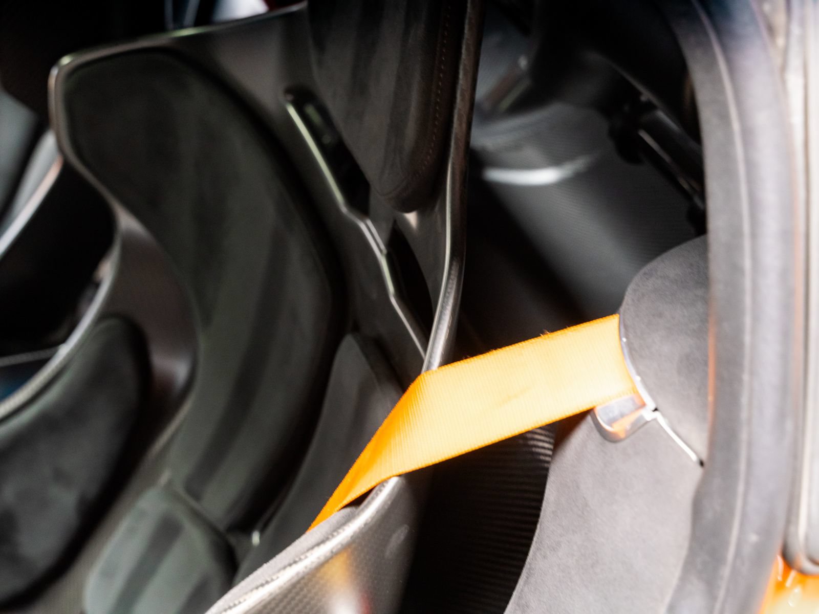 Used 2020 McLaren 620R RWD image 53