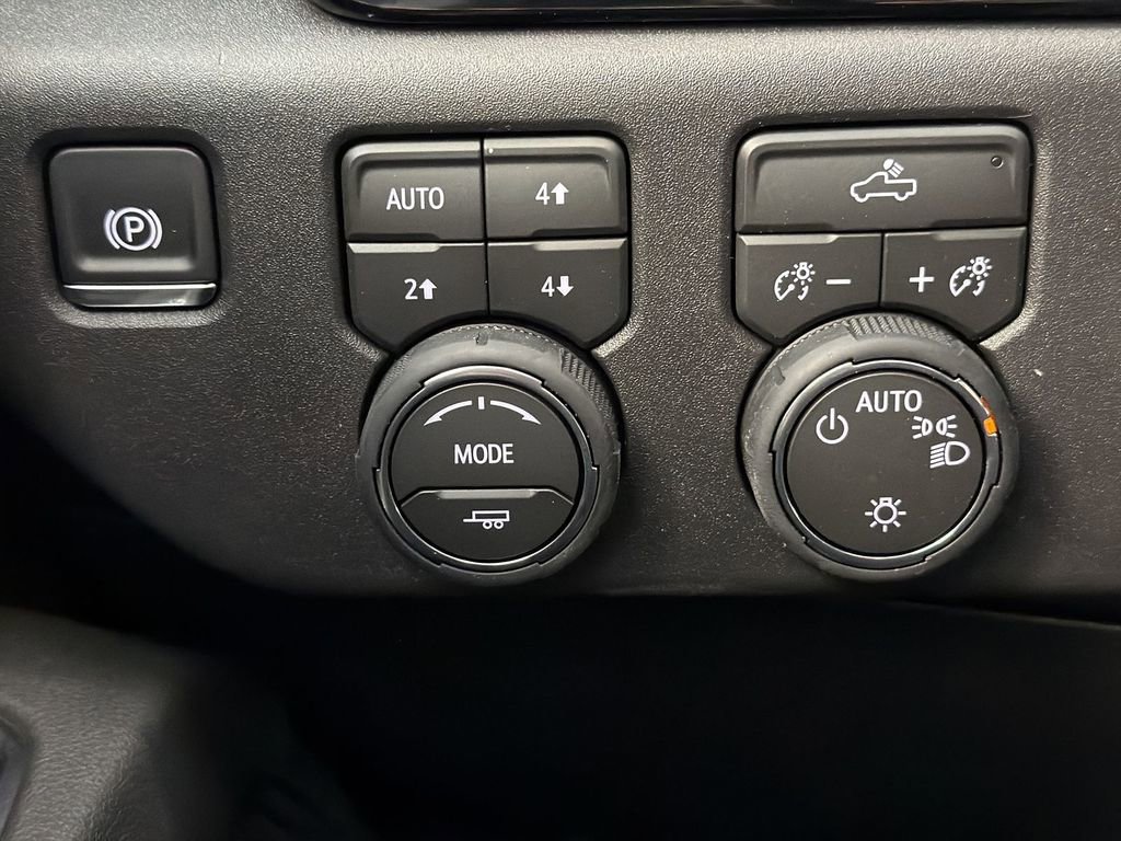 New 2026 Chevrolet Silverado 1500 LT w/ Z71 Off-Road Package image 18