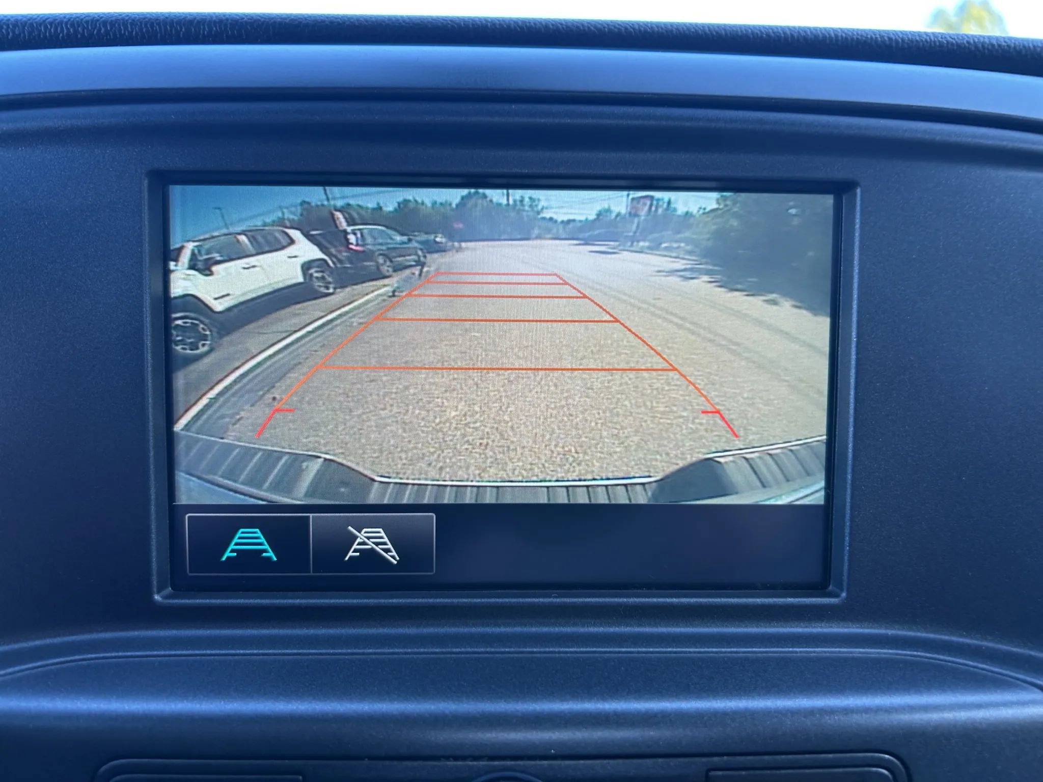 Used 2017 Chevrolet Silverado 1500 Custom w/ Custom Convenience Package image 19