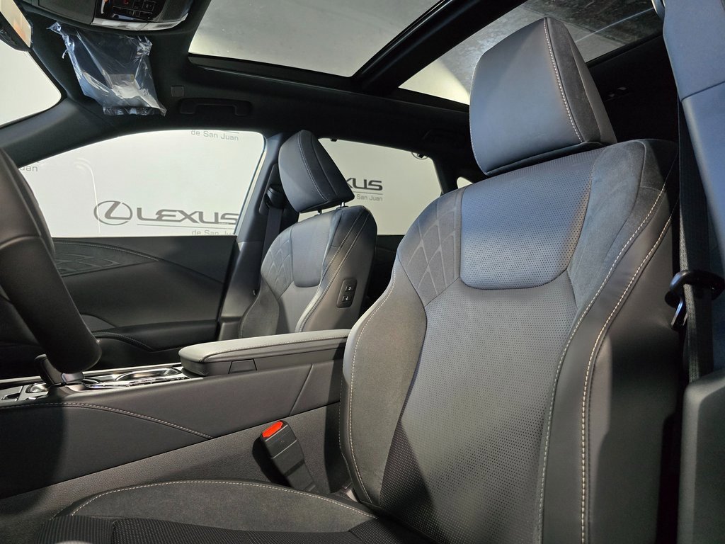 New 2025 Lexus RX 450h AWD w/ Luxury Package image 15