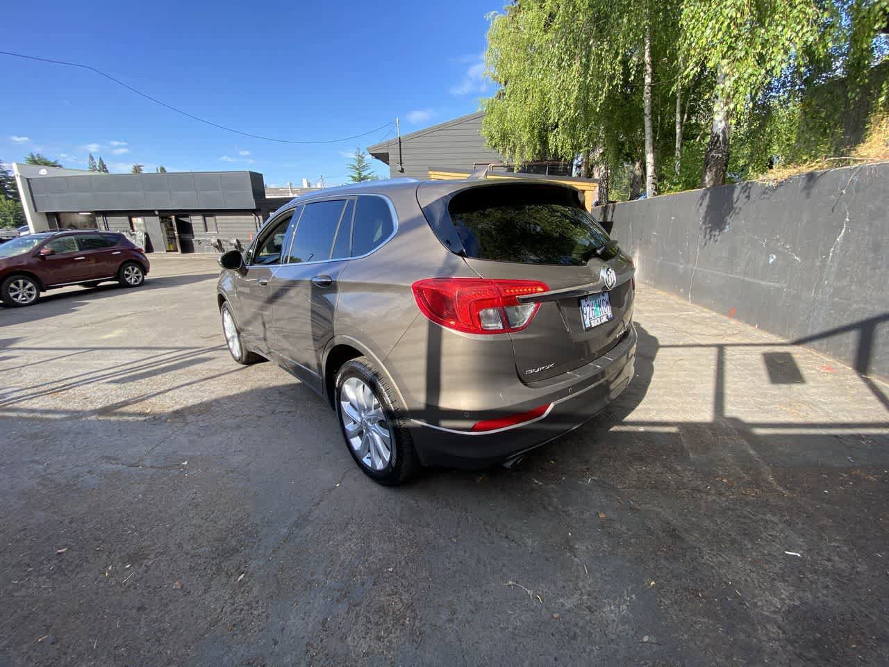 Used 2017 Buick Envision Premium w/ LPO, Hit The Road Package AWD/4WD image 4