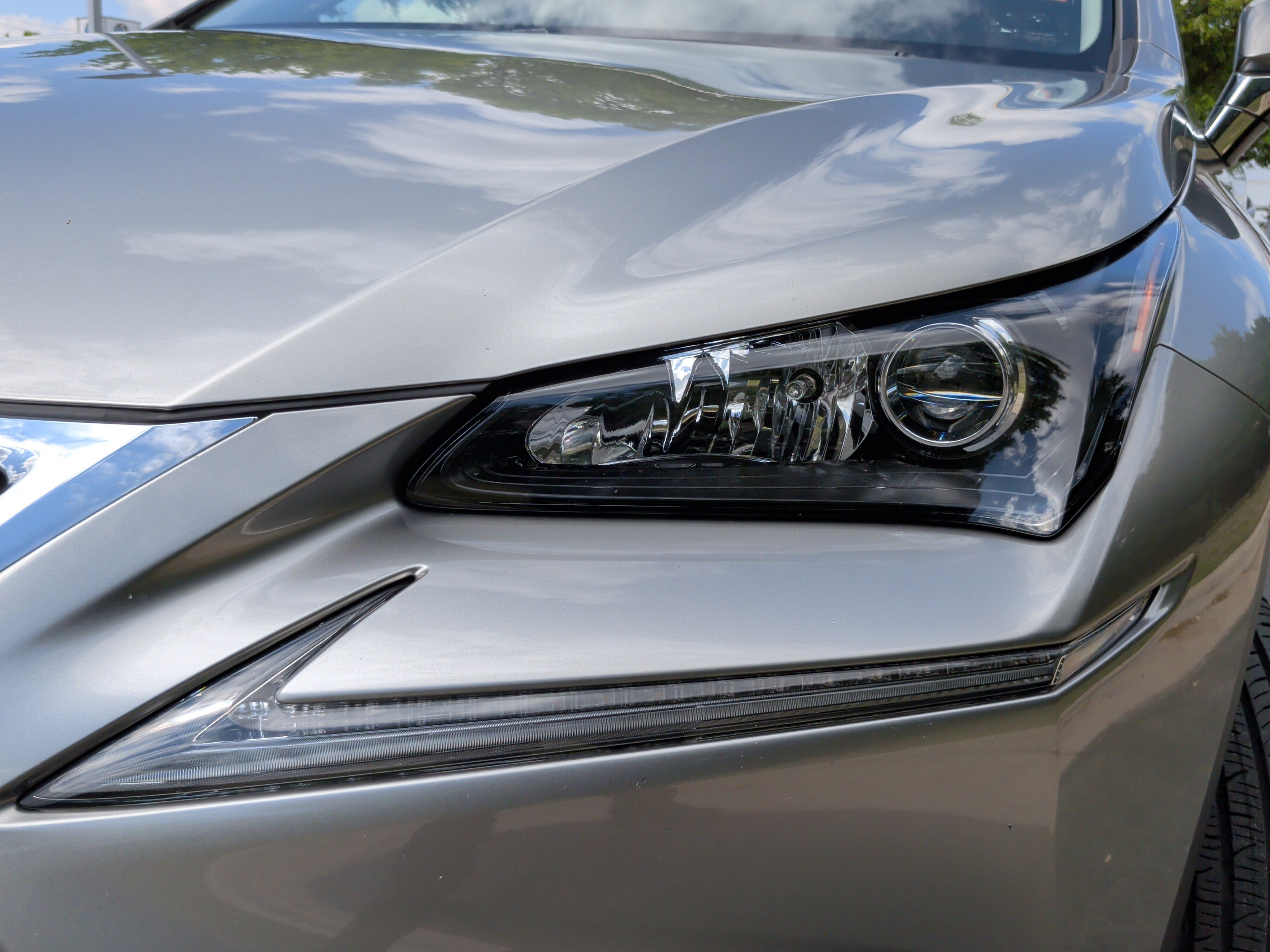 Used 2016 Lexus NX 200t FWD w/ Premium Package image 3