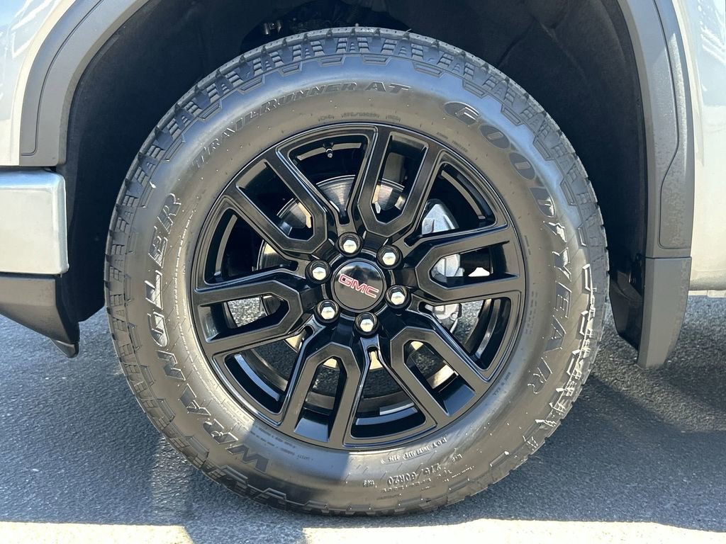 Used 2026 GMC Sierra 1500 Elevation w/ Elevation Select Package AWD/4WD image 32