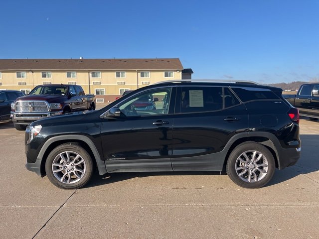 Used 2024 GMC Terrain SLT image 6