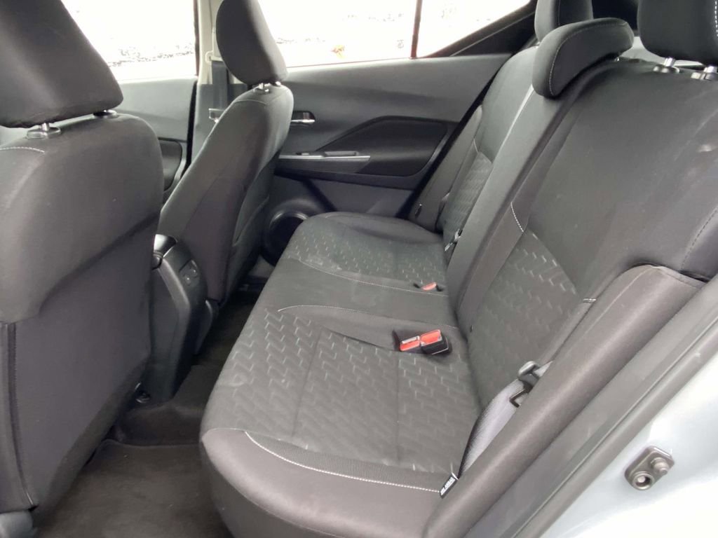 Used 2024 Nissan Kicks SV image 10