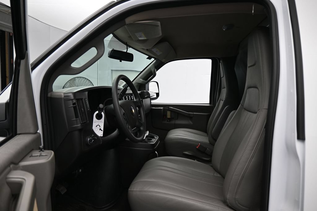 New 2026 Chevrolet Express 2500 Extended w/ Driver Convenience Package RWD image 11