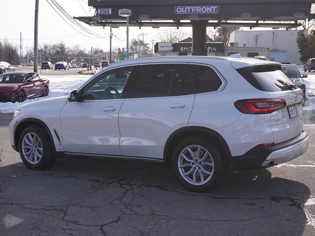Used 2023 BMW X5 xDrive40i w/ Executive Package image 15