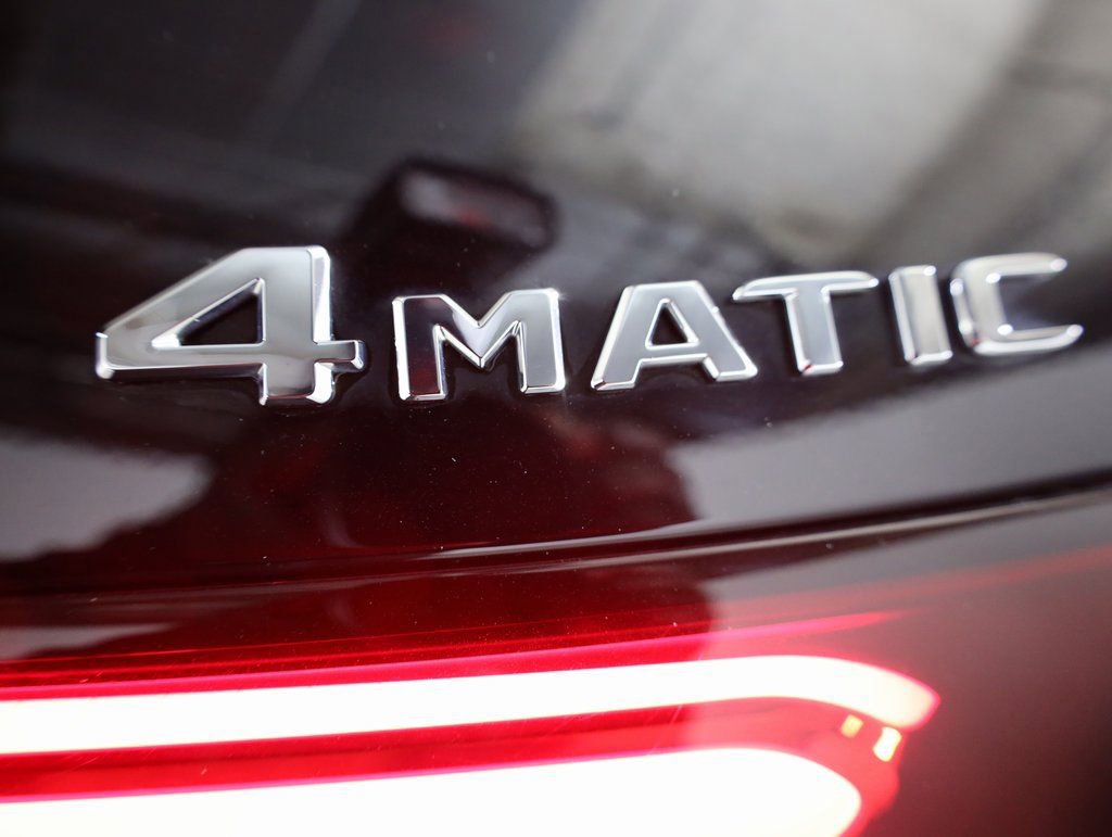 Used 2024 Mercedes-Benz GLC 300 4MATIC image 57