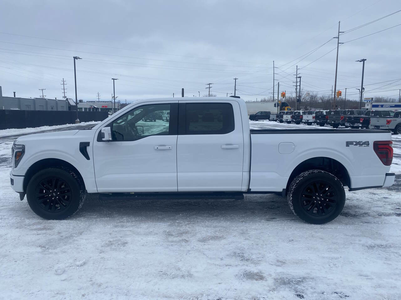 Used 2025 Ford F150 Lariat w/ FX4 Off-Road Package image 8