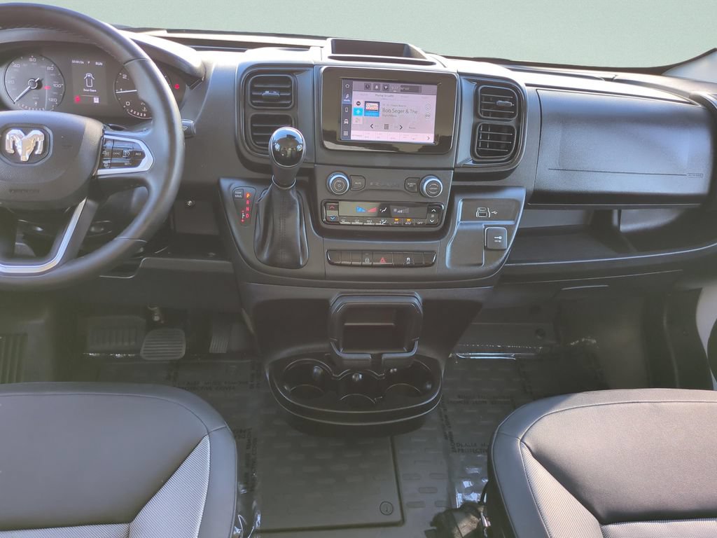 Used 2024 RAM ProMaster 2500 w/ Convenience Group FWD image 14