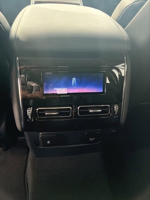 New 2026 Lincoln Aviator Reserve AWD/4WD image 23