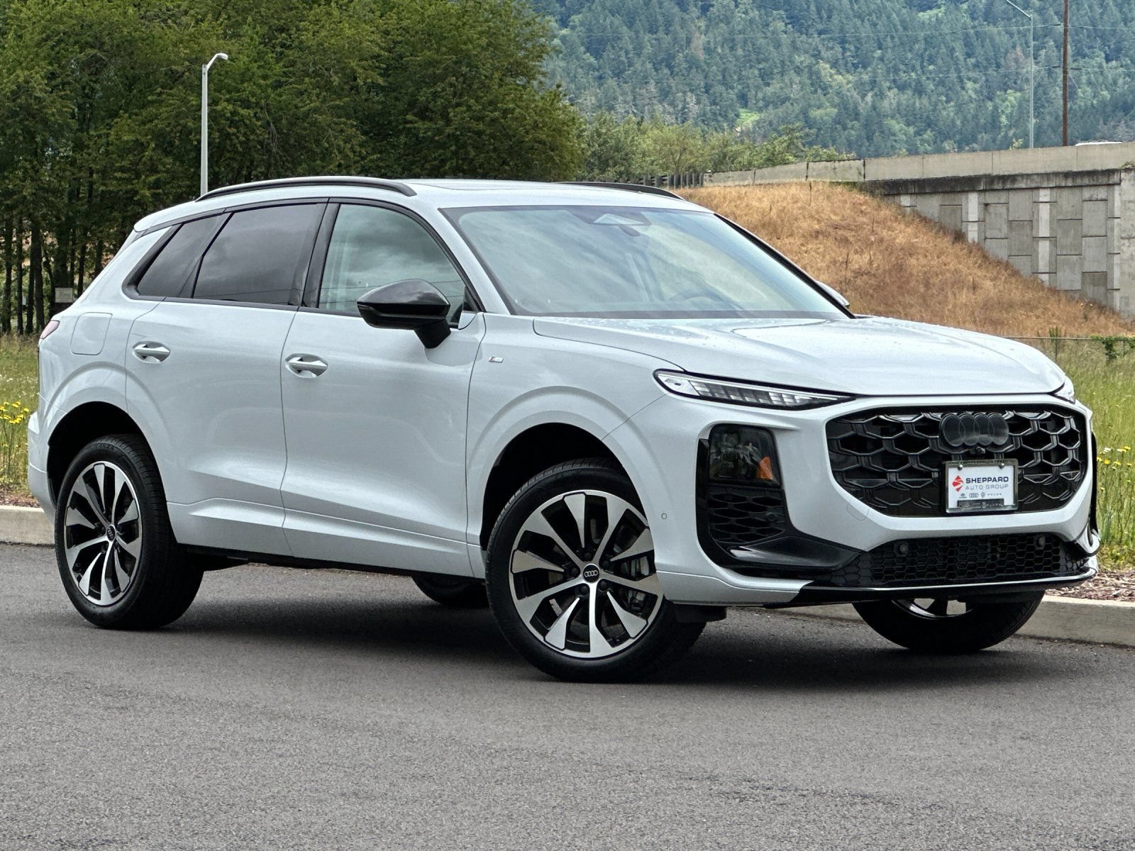 New 2026 Audi Q3 quattro 2.0T