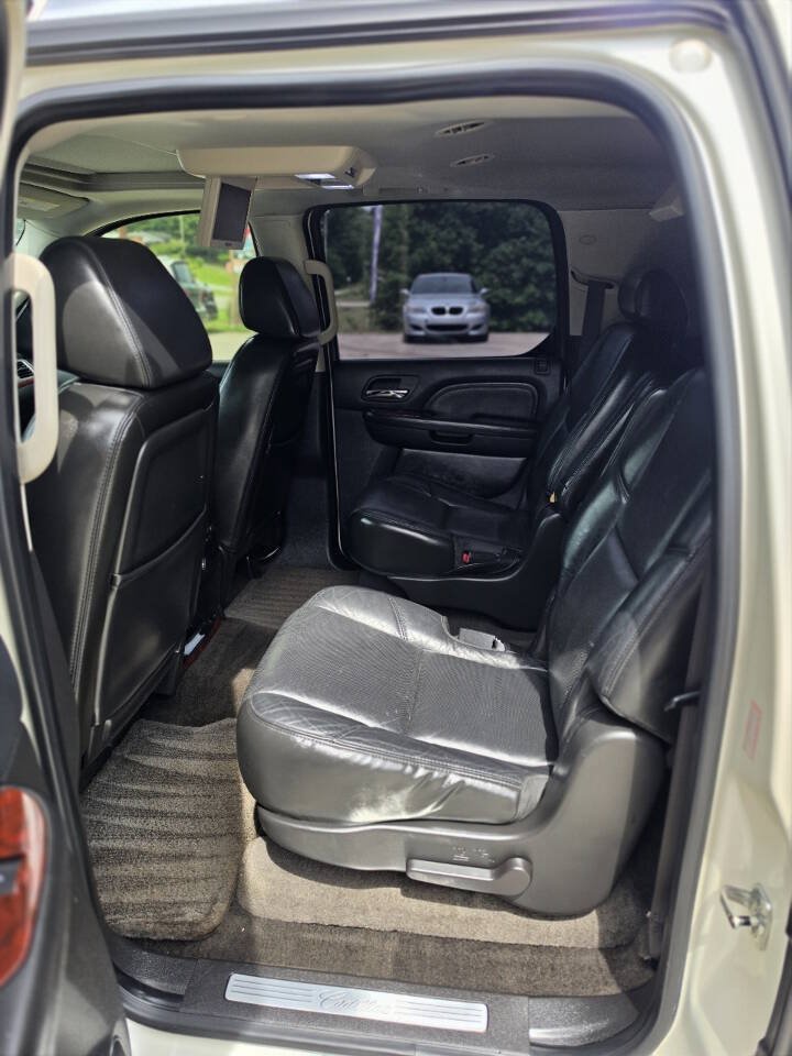 Used 2008 Cadillac Escalade ESV AWD image 11