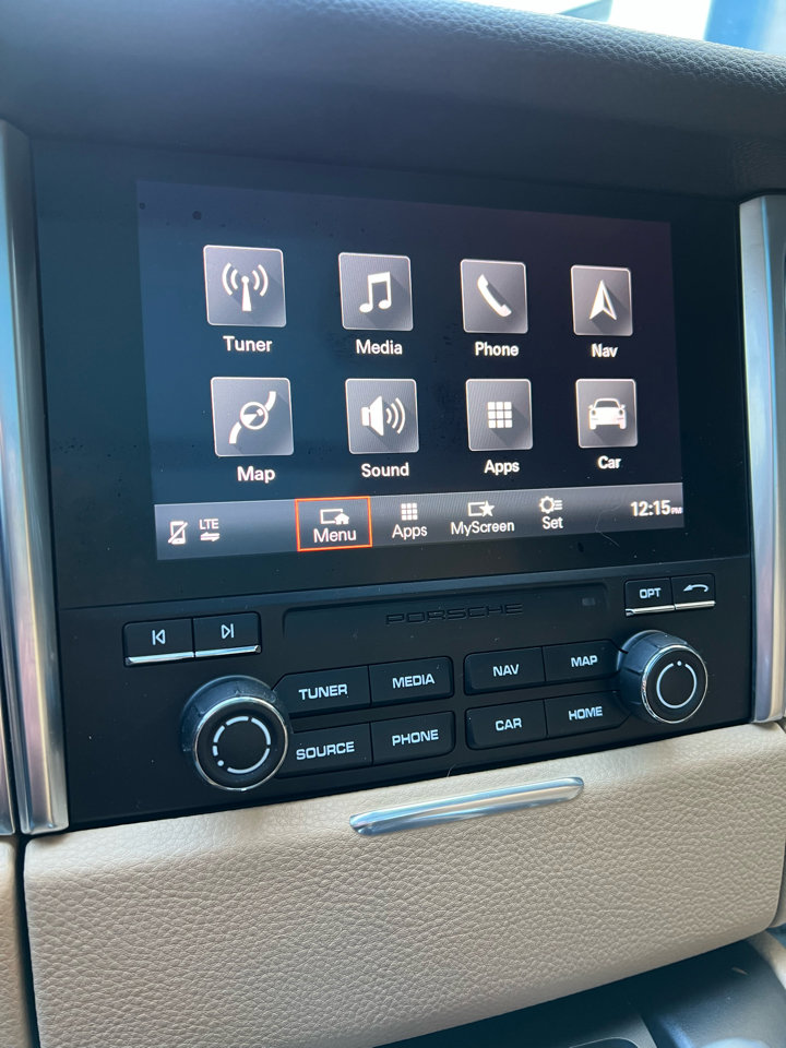 Used 2018 Porsche Macan image 34