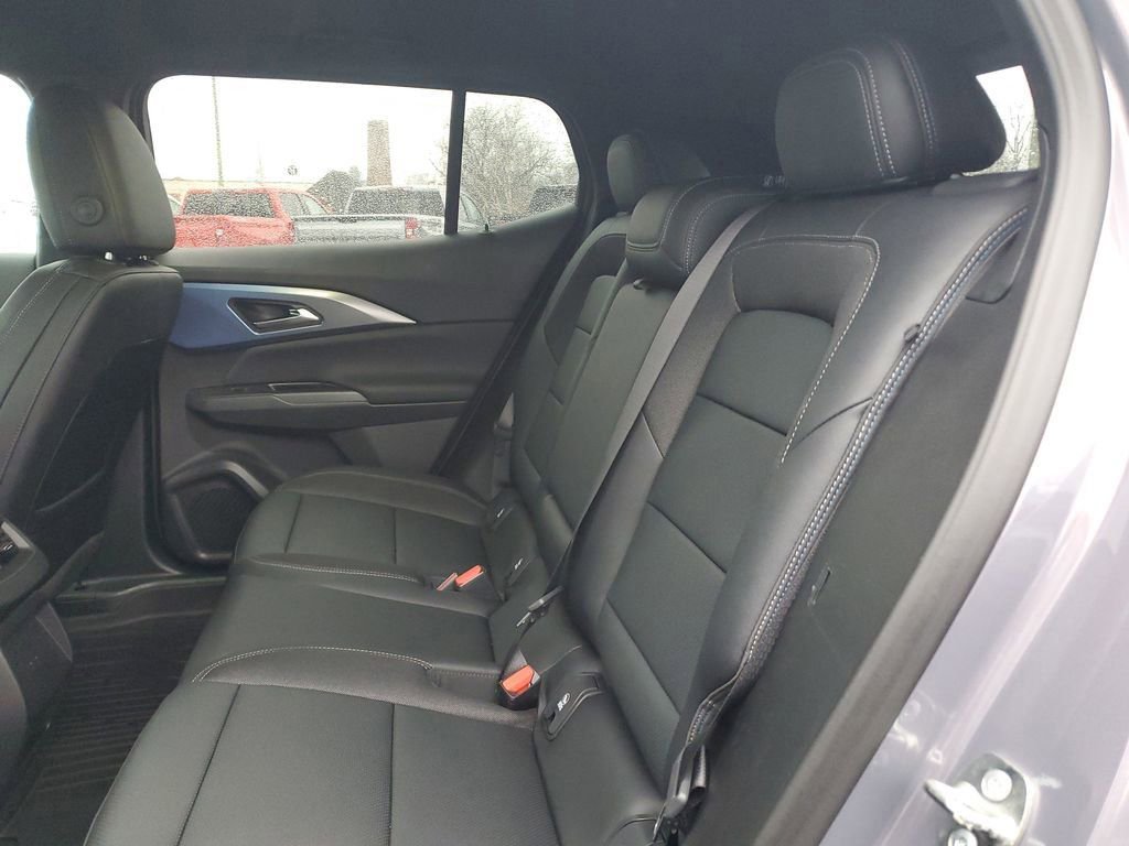 New 2026 Chevrolet Equinox EV LT image 10