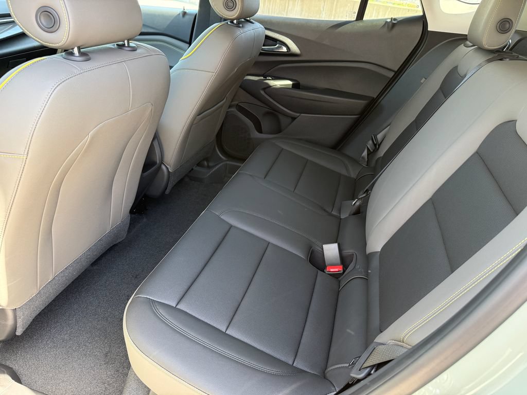 New 2026 Chevrolet Trax ACTIV w/ Driver Confidence Package FWD image 10
