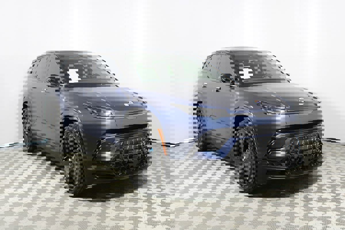 Used 2023 Fisker Ocean Extreme image 40