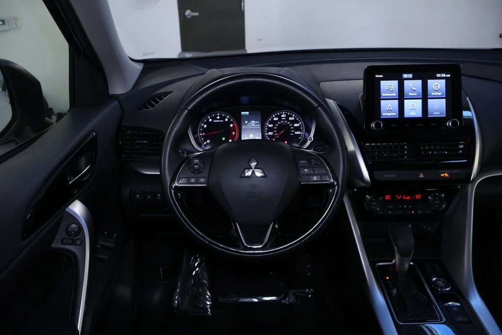 Used 2024 Mitsubishi Eclipse Cross SE image 17