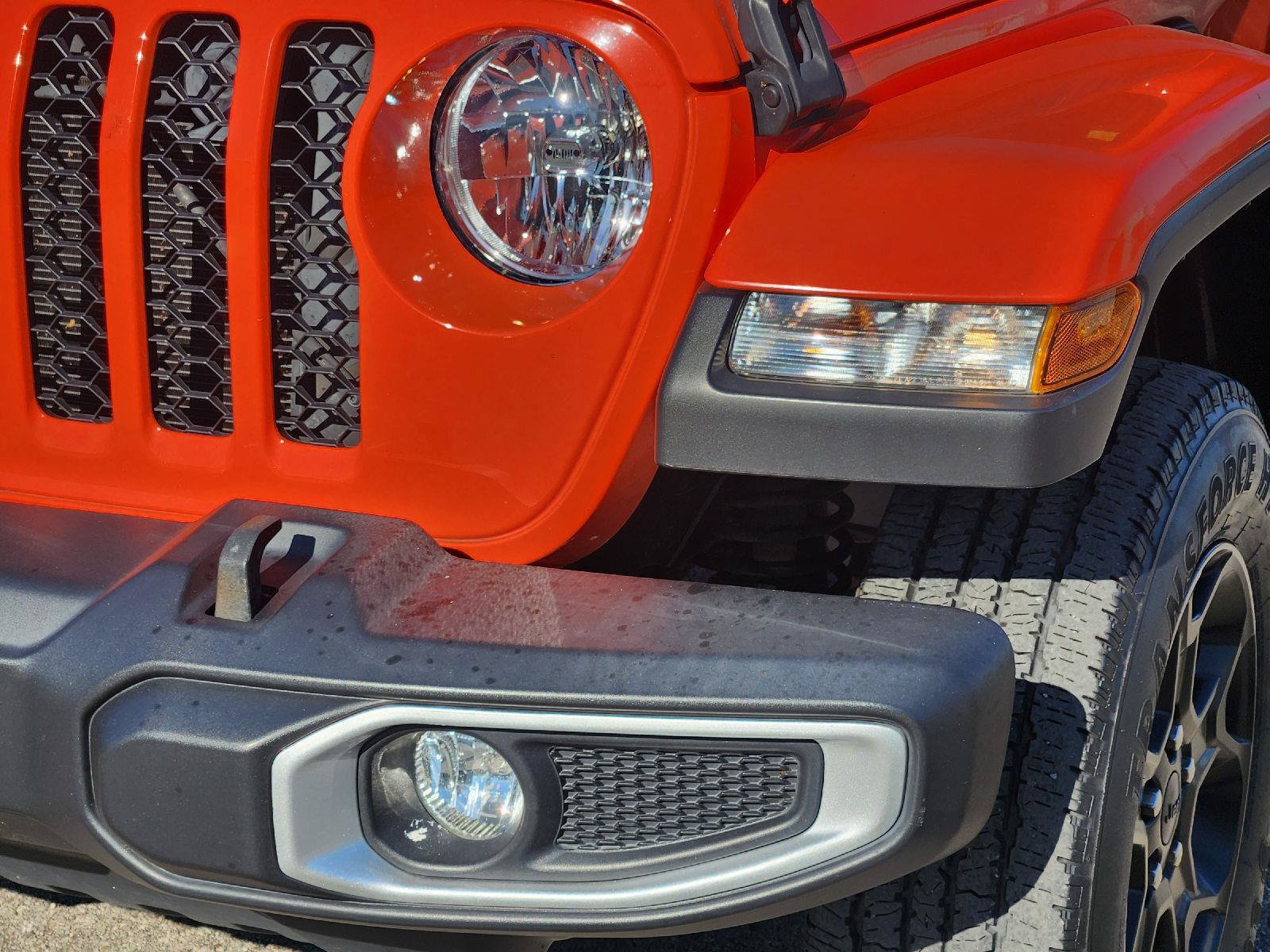 Used 2023 Jeep Gladiator Sport AWD/4WD image 8