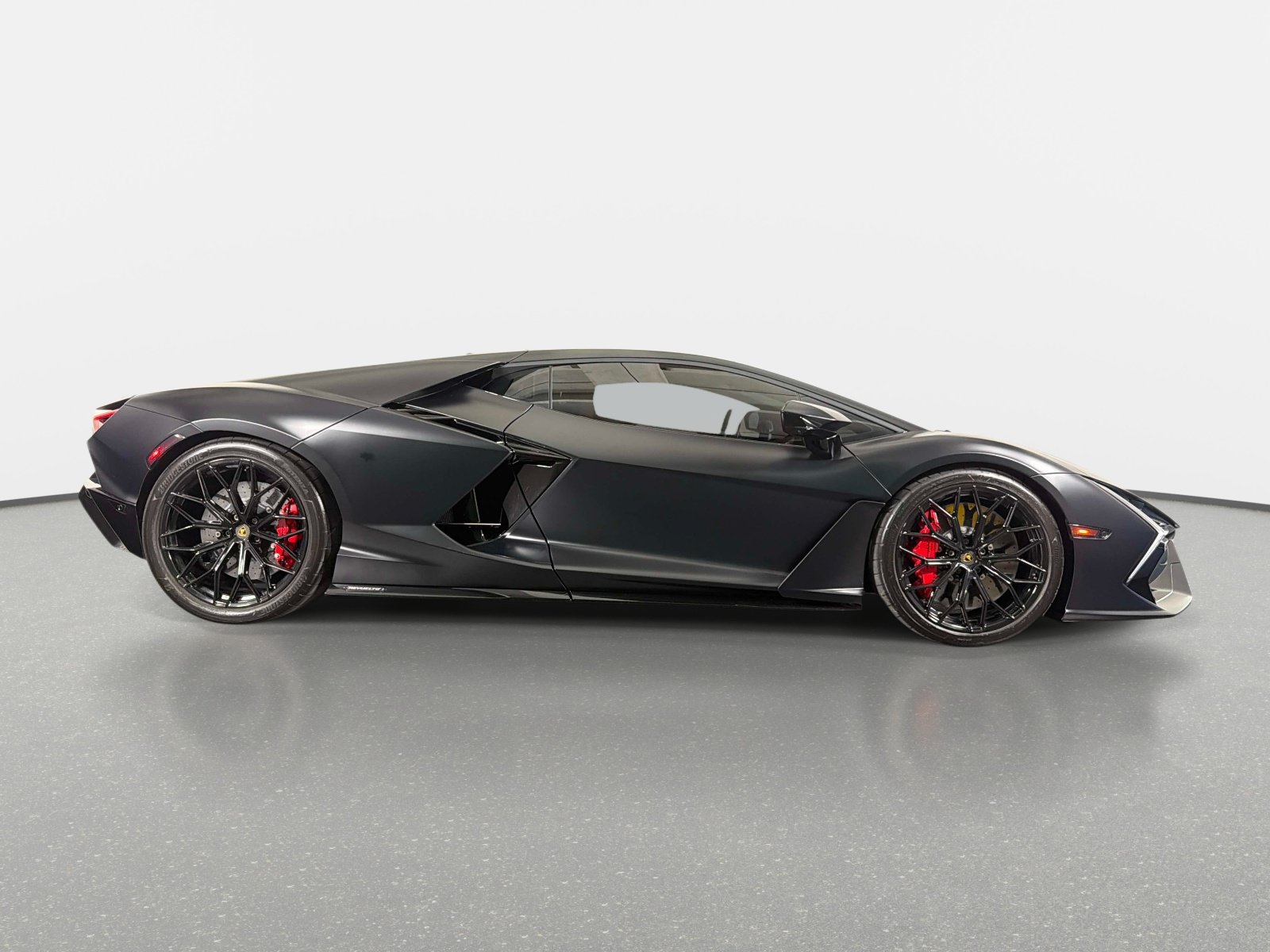 Used 2024 Lamborghini Revuelto AWD/4WD image 2