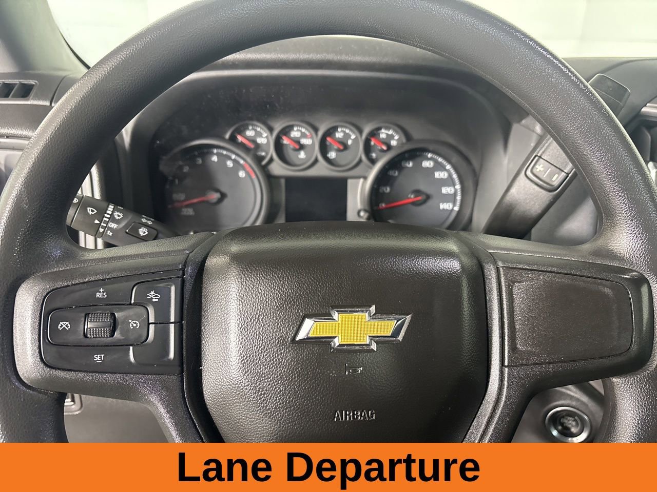 Used 2023 Chevrolet Silverado 1500 Custom AWD/4WD image 12