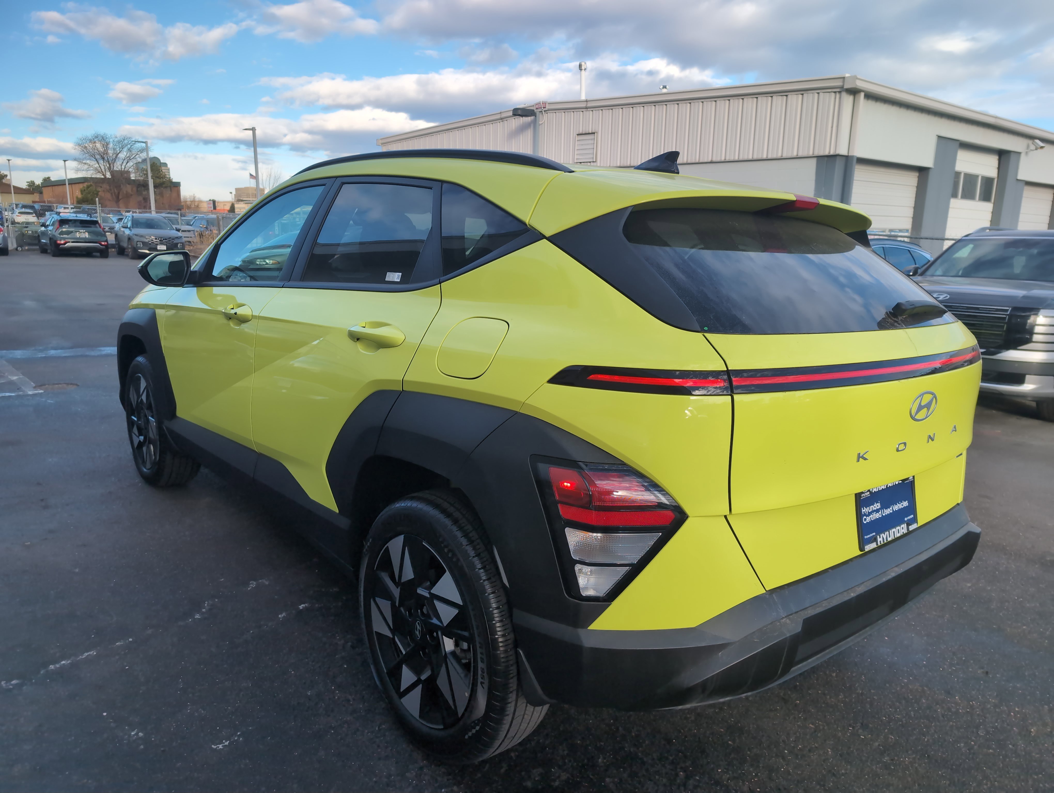 Used 2025 Hyundai Kona SEL image 4