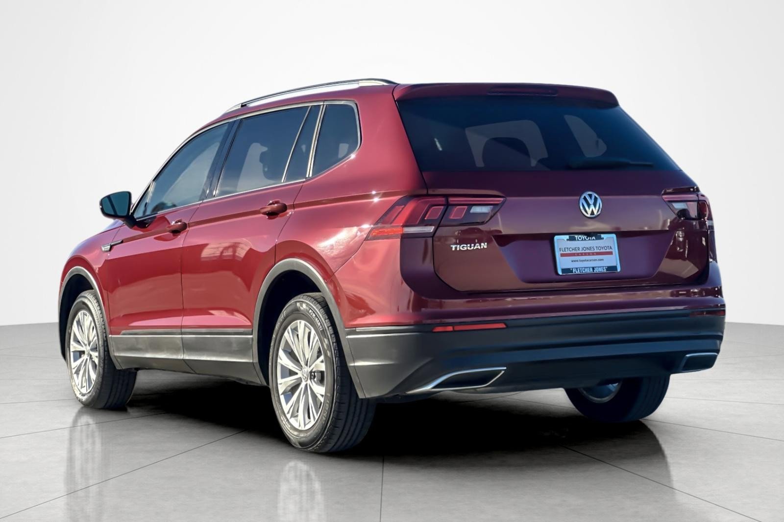 Used 2019 Volkswagen Tiguan S w/ Driver Assistance Package image 3