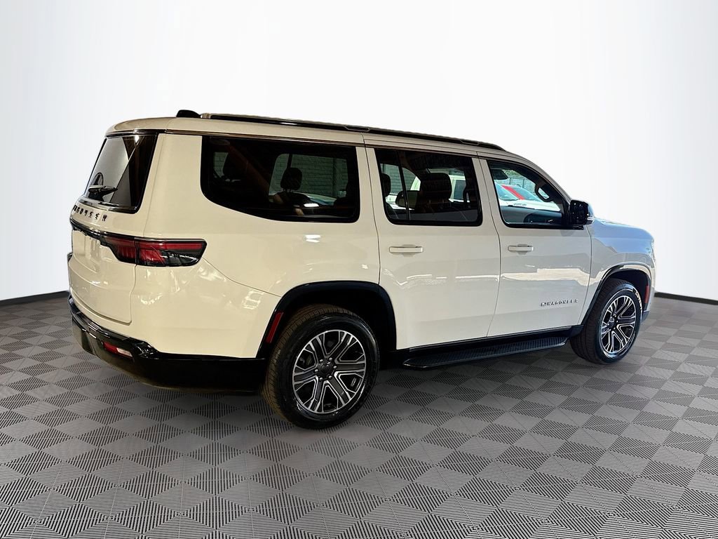 Used 2024 Jeep Wagoneer Series II AWD/4WD image 6