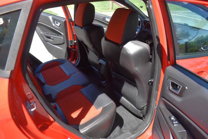 Used 2015 Ford Fiesta ST w/ ST Recaro Package FWD image 26