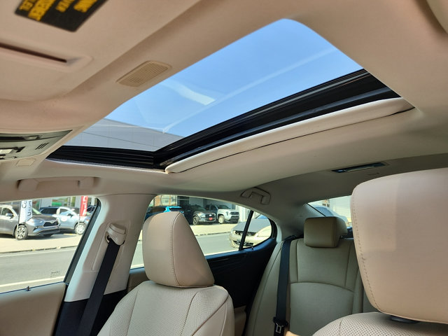 Used 2021 Lexus ES 250 w/ Premium Package AWD/4WD image 15