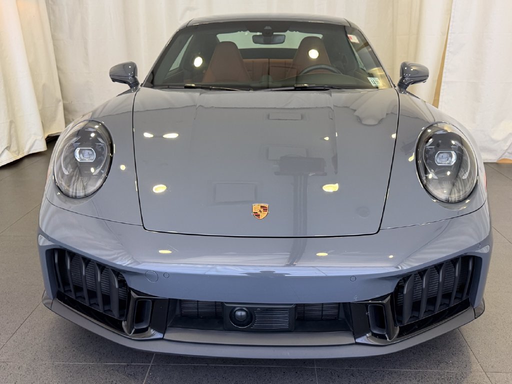 Certified 2026 Porsche 911 Carrera GTS RWD image 6