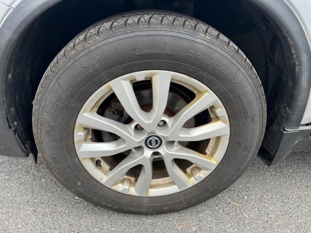 Used 2017 Nissan Rogue SV image 22