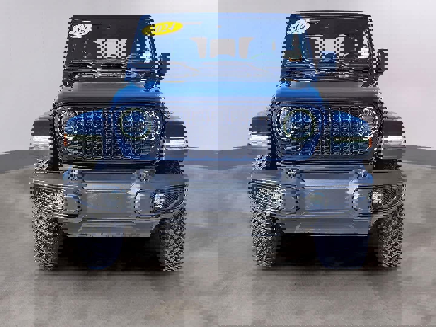 Used 2024 Jeep Gladiator Sport image 2