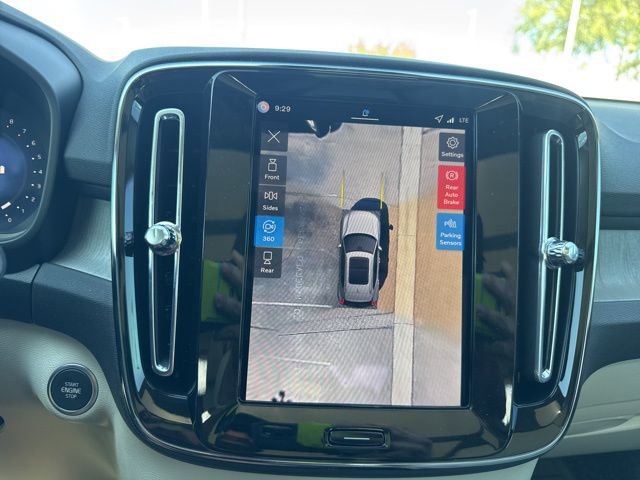 New 2026 Volvo XC40 B5 Plus w/ Protection Package Premier AWD/4WD image 30